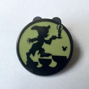 🌟FINAL PRICE🌟Disney Dopey 2015 Hidden Mickey Character Silhouettes Pin